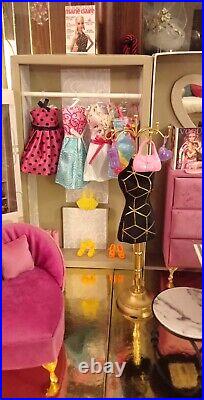 12 Doll Diorama-Walk in Closet/ Boutique Poppy Parker, Barbie, Fashion Royalty