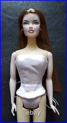 2003 Integrity Toys Fashion Royalty Evening Chill Veronique Perrin Redhead