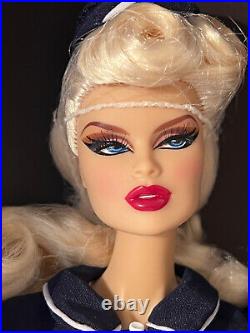 2007 Fashion Royalty Integrity Toys Close-up HIGH TIDE Vanessa Perrin Doll NRFB 2007 Fashion Royalty Integrity Toys Close-up HIGH TIDE Vanessa Perrin Doll NRFB