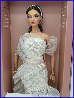 2018 Fashion Royalty Divinity Isha Kalpana Narayanan Dressed Doll #91445 NRFB