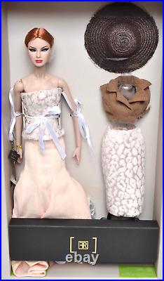 Agnes Von Weiss HIGH VISIBILITY 12 DOLL GIFT SET Integrity Fashion Royalty