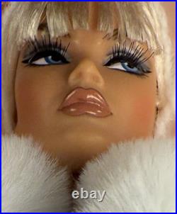 Baby Blue Imogen Lennox Nuface Fashion Royalty Nuface Doll