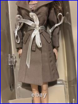 Breaking The Mold Veronique Dressed Doll. 2011 Integrity Fashion Royalty