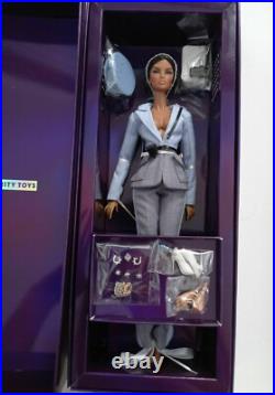 CONVENTION Chain of Command Natalia Fatale Fashion Royalty Doll Integrity Toys CONVENTION Chain of Command Natalia Fatale Fashion Royalty Doll Integrity Toys