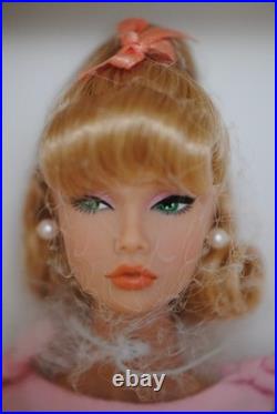 Center Of Attention Poppy Parker Dressed Doll Integrity Toys FR Pre-Owned