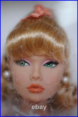 Center Of Attention Poppy Parker Dressed Doll Integrity Toys FR Pre-Owned