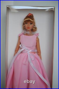 Center Of Attention Poppy Parker Dressed Doll Integrity Toys FR Pre-Owned