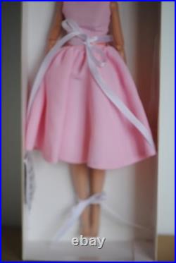 Center Of Attention Poppy Parker Dressed Doll Integrity Toys FR Pre-Owned