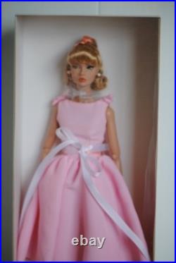 Center Of Attention Poppy Parker Dressed Doll Integrity Toys FR Pre-Owned