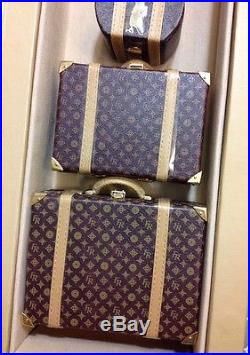 Cocoa Jet Style Luggage Set 2004 Voyages Collection