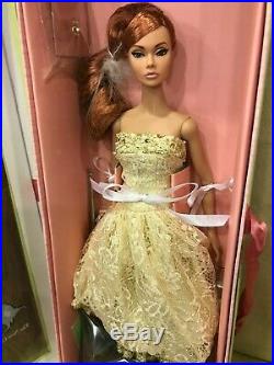 Elegant Evening Poppy Parker Dressed Doll Convention Exclusive Centerpiece NRFB