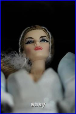 Elyse Jolie Doll Ritorno Alla Vita Integrity Toys Fashion Royalty Stilettos Out