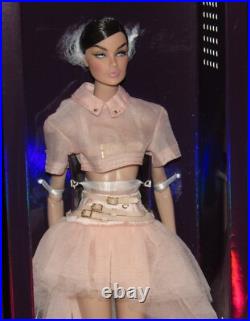 En Pointe Violaine Perrin NRFB 2021 IT Obsession Convention Nu. Face Le 1300