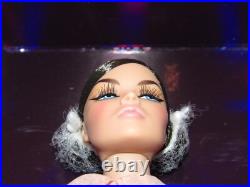 En Pointe Violaine Perrin NRFB 2021 IT Obsession Convention Nu. Face Le 1300