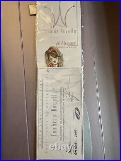 FASHION ROYALTY GIRL OF THE MOMENT NIB VERONIQUE PERRIN Damaged Luggage See Pic
