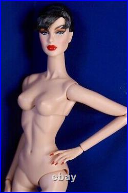 Fashion Royalty / 2024 W Club Exclusive / Holiday Spot Dania Zarr Nude / Mint