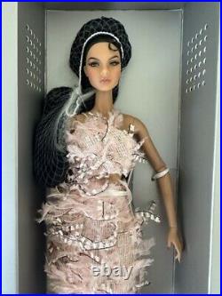 Fashion Royalty Agnes Von Weiss Up With A Twist Doll 2022 NRFB with Shipper