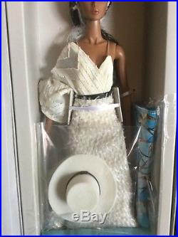 Fashion Royalty Changing Winds Eden Blair Dressed Doll NRFB 2017 Conv. #82092