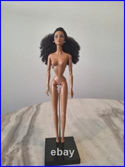 Fashion Royalty Doll Collection! Back To Black! Nude Natalia Fatale! 2008 Fashion Royalty Doll Collection! Back To Black! Nude Natalia Fatale! 2008