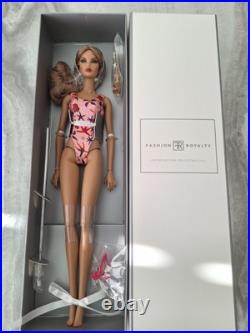 Fashion Royalty Doll Collection! Bombshell Beach Natalia Fatale Dressed Doll
