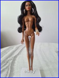 Fashion Royalty Doll Collection! Featuring Seductive Slay Navia