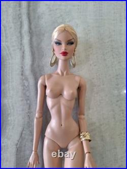 Fashion Royalty Doll Collection! Featuring The 25 Anniversary Doll! By Jason Fashion Royalty Doll Collection! Featuring The 25 Anniversary Doll! By Jason