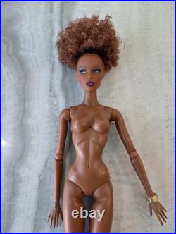 Fashion Royalty Doll Collection! Look At Her Zuri Okoty Nude Doll Only! 