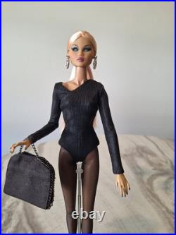 Fashion Royalty Doll Fashions! The Ensemble Of Five Vintaged Pieces! Body