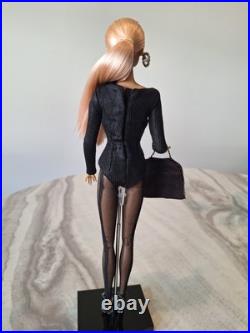 Fashion Royalty Doll Fashions! The Ensemble Of Five Vintaged Pieces! Body