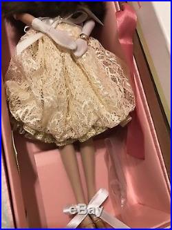 Fashion Royalty Elegant Evening Poppy Parker centerpiece doll