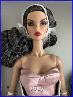 Fashion Royalty Enamorada Natalia Doll 2020 W Club Exclusive NRFB