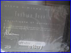 Fashion Royalty Eugenia Perrin Frost Going Public 2008 Glamorous Collection NRFB