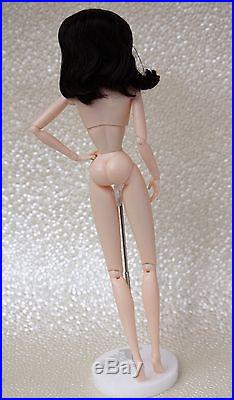 Fashion Royalty Festive Decadence Agnes Von Weiss 2009 Nude Doll