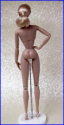 Fashion Royalty Head for Glamour Agnes Von Weiss 2010 Nude Doll