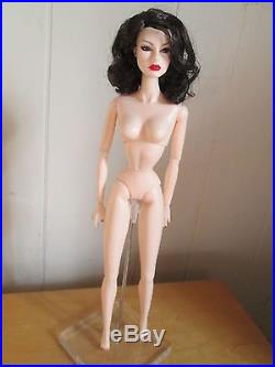 Fashion Royalty Integrity Toys Festive Decadence Agnes Von Weiss NUDE 2009 doll