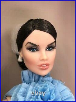 Fashion Royalty Integrity Toys Vanessa Take Me On Cream Skin Dressed Doll NRFB