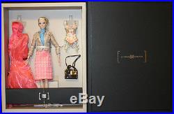Fashion Royalty Key Pieces Elyse Jolie Dressed Doll Gift Set