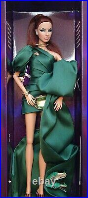 Fashion Royalty Legendary Status Agnes Dressed in Dania gown + 2 pairs of shoes