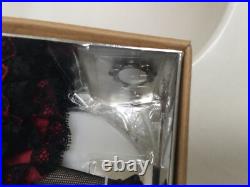 Fashion Royalty Nu Fantasy Rose Red Yuri 2010 Nu Face Collection Daisy D Nrfb
