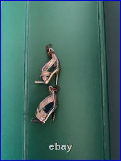 Fashion Royalty Seashore Rebel Natalia Fatale Doll USED (Comes with Box) Fashion Royalty Seashore Rebel Natalia Fatale Doll USED (Comes with Box)