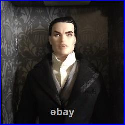 Fashion Royalty The Count USED Dracula and His Brides Integrity Toys Eternal Lov