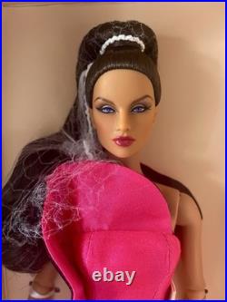 Fashion Royalty Vivid Paradise Tatyana-Integrity Toys 2019 Convention Doll NRFB Fashion Royalty Vivid Paradise Tatyana-Integrity Toys 2019 Convention Doll NRFB