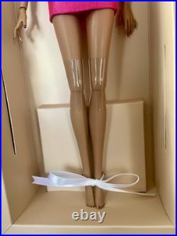 Fashion Royalty Vivid Paradise Tatyana-Integrity Toys 2019 Convention Doll NRFB Fashion Royalty Vivid Paradise Tatyana-Integrity Toys 2019 Convention Doll NRFB