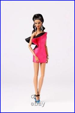 Fashion Royalty Vivid Paradise Tatyana-Integrity Toys 2019 Convention Doll NRFB Fashion Royalty Vivid Paradise Tatyana-Integrity Toys 2019 Convention Doll NRFB