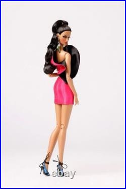 Fashion Royalty Vivid Paradise Tatyana-Integrity Toys 2019 Convention Doll NRFB Fashion Royalty Vivid Paradise Tatyana-Integrity Toys 2019 Convention Doll NRFB