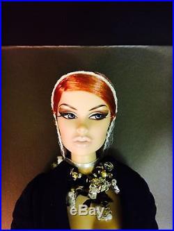 Fashion royalty, Osidian society Vanessa Perrin doll, very low no. 003/1200