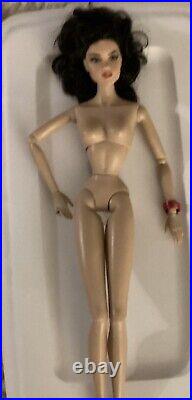 Fashion royalty dolls Nude. Katy Keene