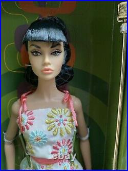 INTEGRITY POPPY PARKER Mission Brazil Bossa Nova Beauty FASHION ROYALTY Doll NIB