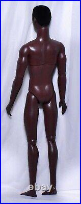 INTEGRITY Toys Homme Darius Reid Playing it Cool Fashion Royalty Nude Male Doll