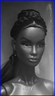 IT/Fashion Royalty Glorious Vanity Isabella Alves NUDE DOLL (Read Description)